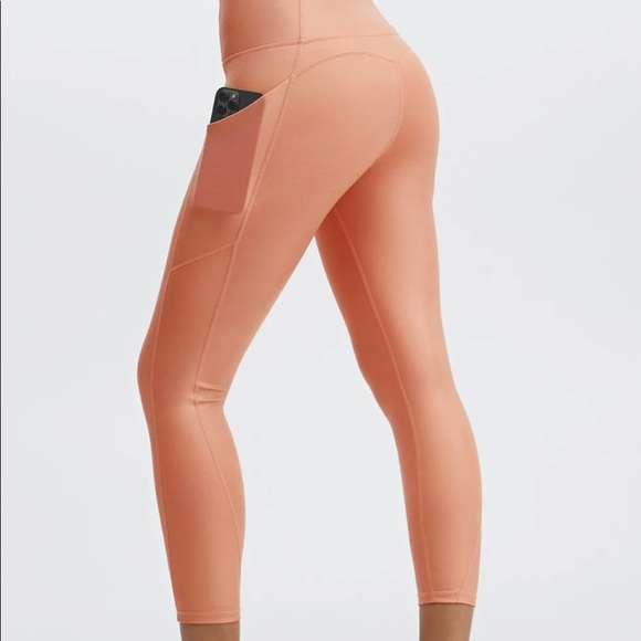 Fabletics Iridescent Luxe Legging - Picture 2 of 5